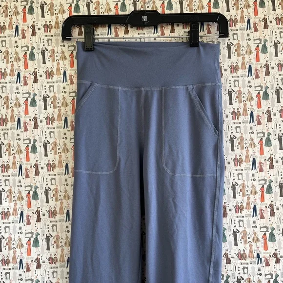 High-waisted girls legging 🖤 - Picture 3 of 7